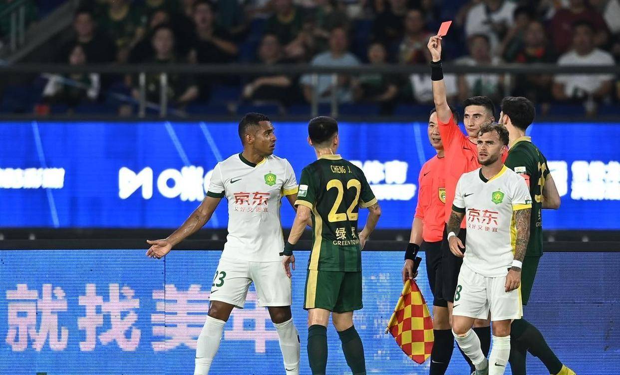 训练课后天津津门虎官宣签约:荷甲节点到来,震撼外界,细节决定成败  训练课后天津津门虎官宣签约:荷甲节点到来,震撼外界,细节决定成败